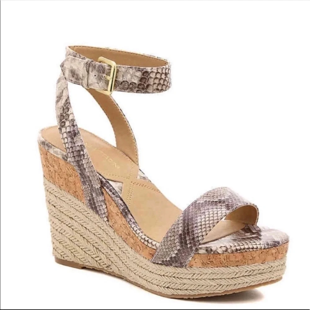 NEW ADRIENNE VITTADINI PLATFORM ESPADRILLE 10 Jute Wedge Snakeskin
